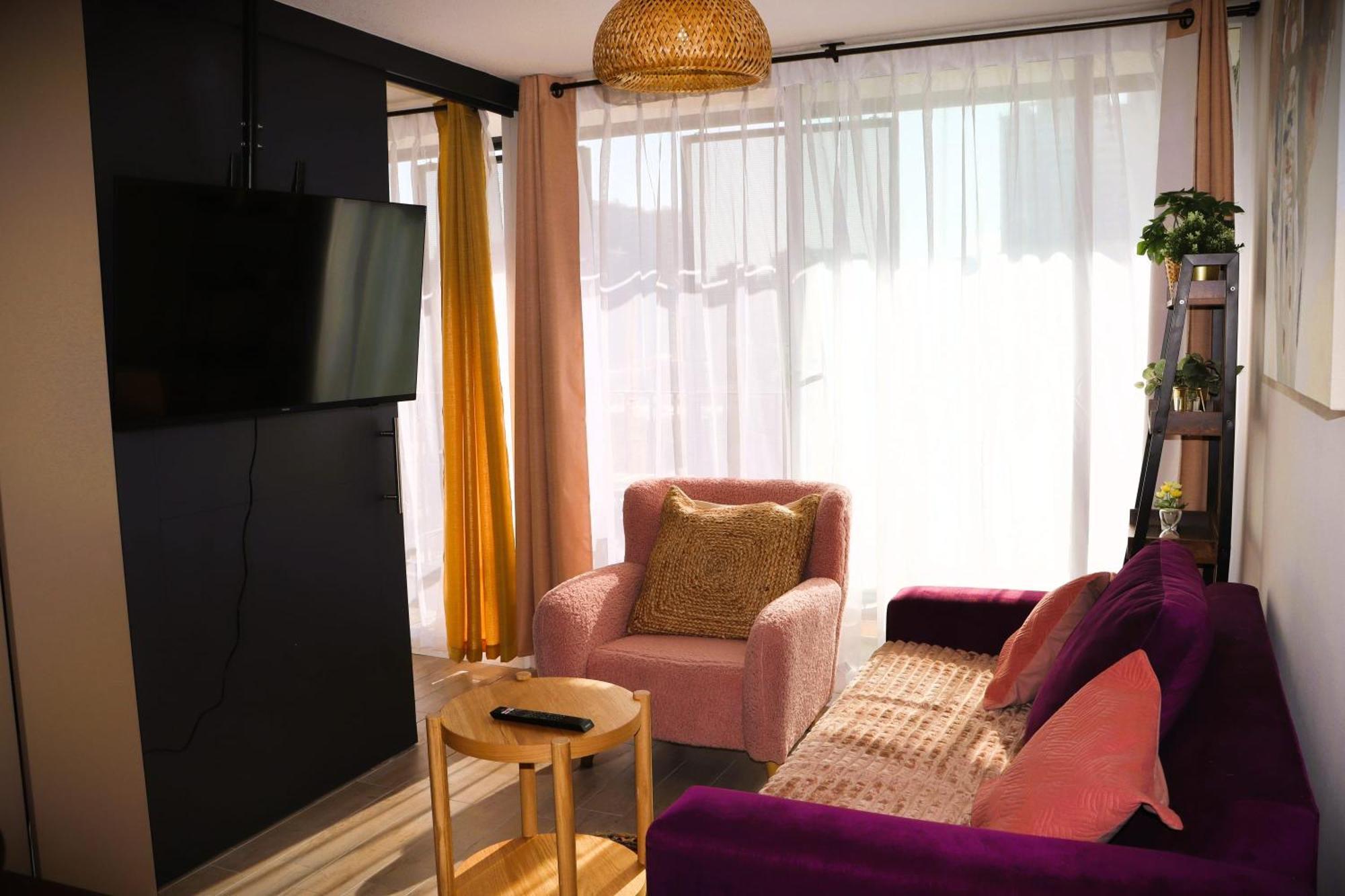 Hom I Amplio Y Comodo Depto 1d1b Apartamento Santiago de Chile
